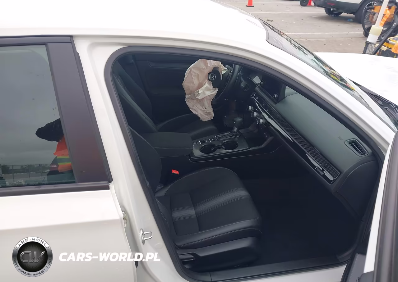 2024 Honda Civic Sport VIN:2HGFE2F5XRH581639 - 5