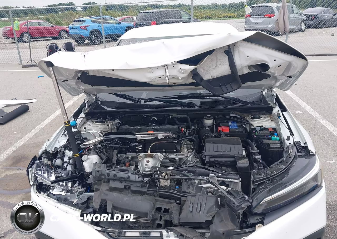 2024 Honda Civic Sport VIN:2HGFE2F5XRH581639 - 9