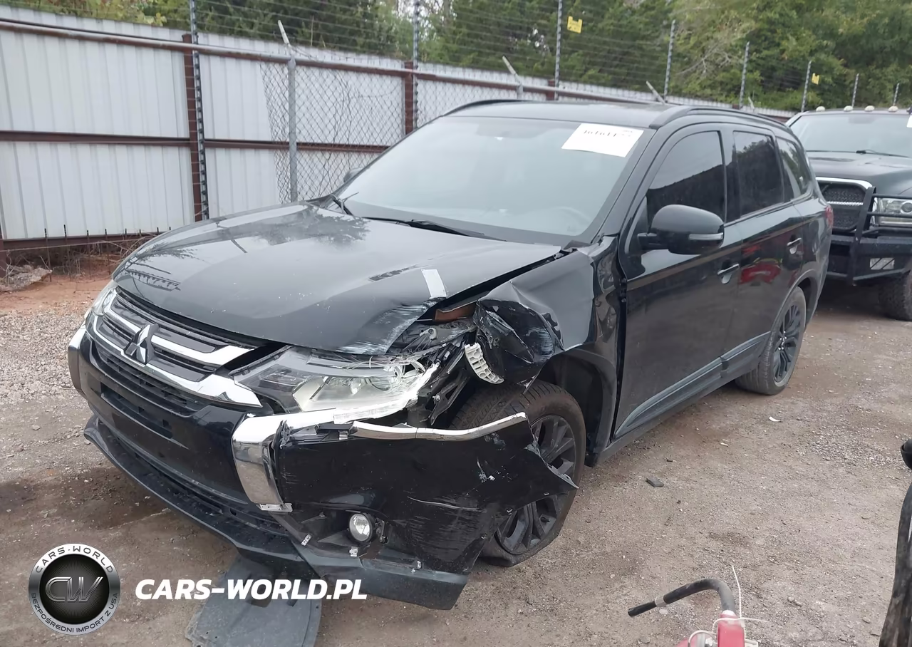 2018 Mitsubishi Outlander Le VIN:JA4AD3A35JZ052041 - 2