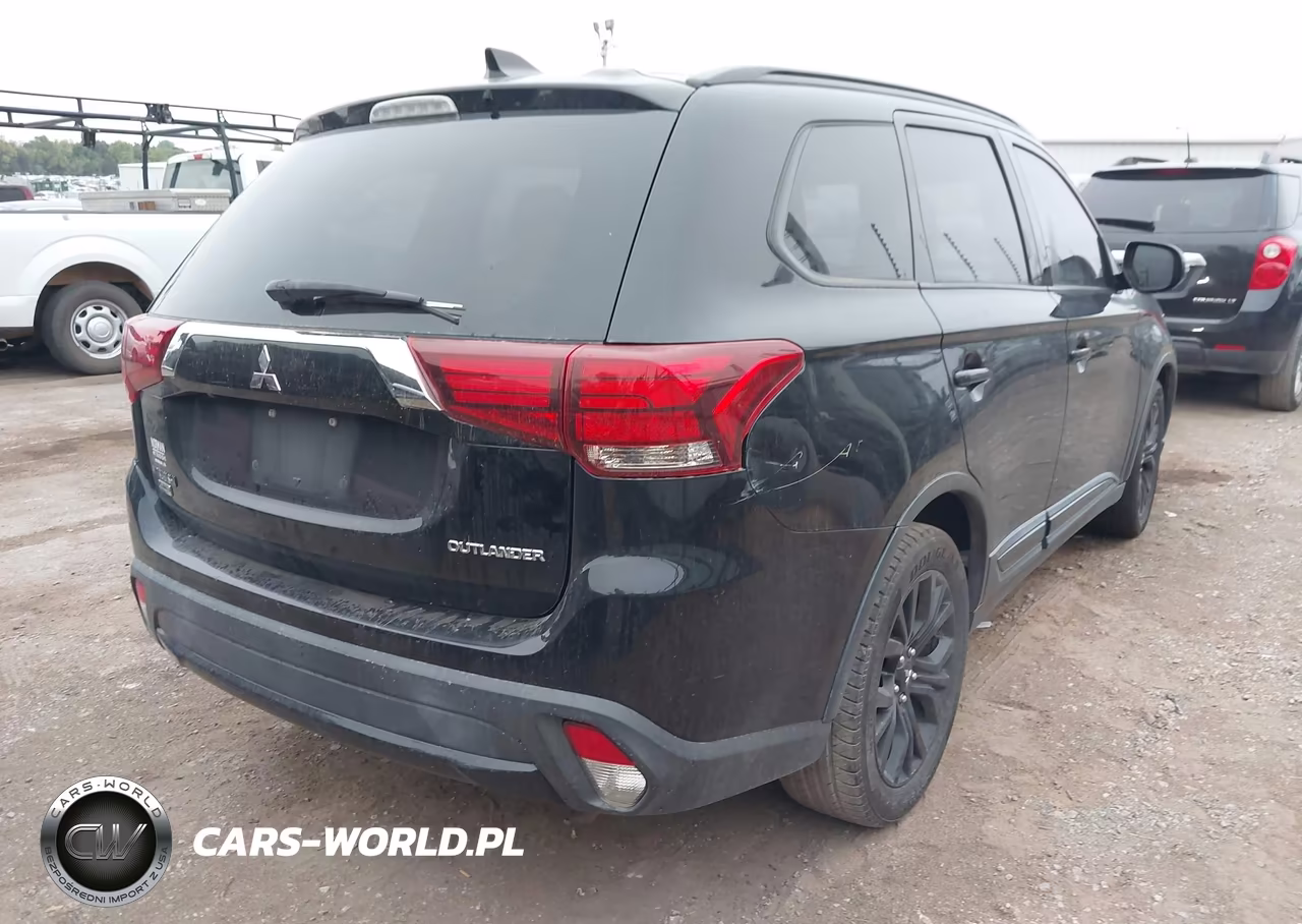 2018 Mitsubishi Outlander Le VIN:JA4AD3A35JZ052041 - 4