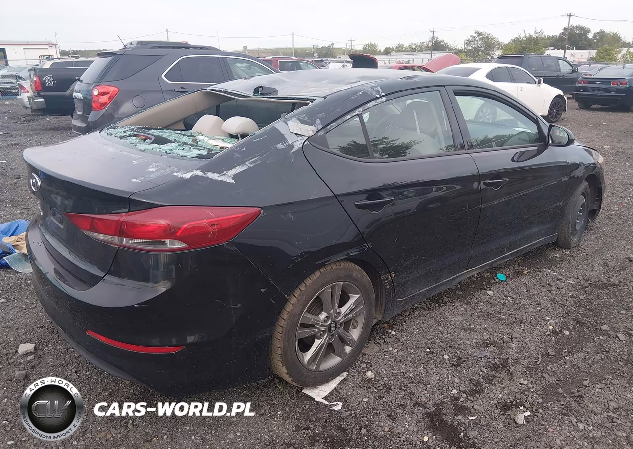 2017 Hyundai Elantra Se VIN:5NPD84LF7HH073673 - 4