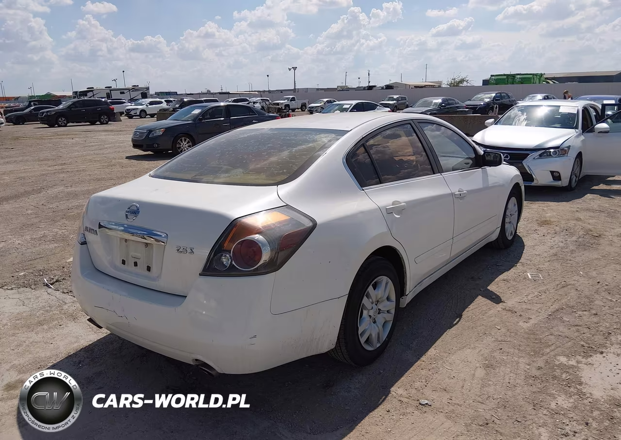 2011 Nissan Altima 2.5 S VIN:1N4AL2AP4BC112729 - 4