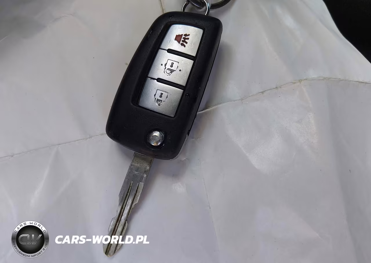 2015 Nissan Rogue S VIN:5N1AT2MV9FC838432 - 11