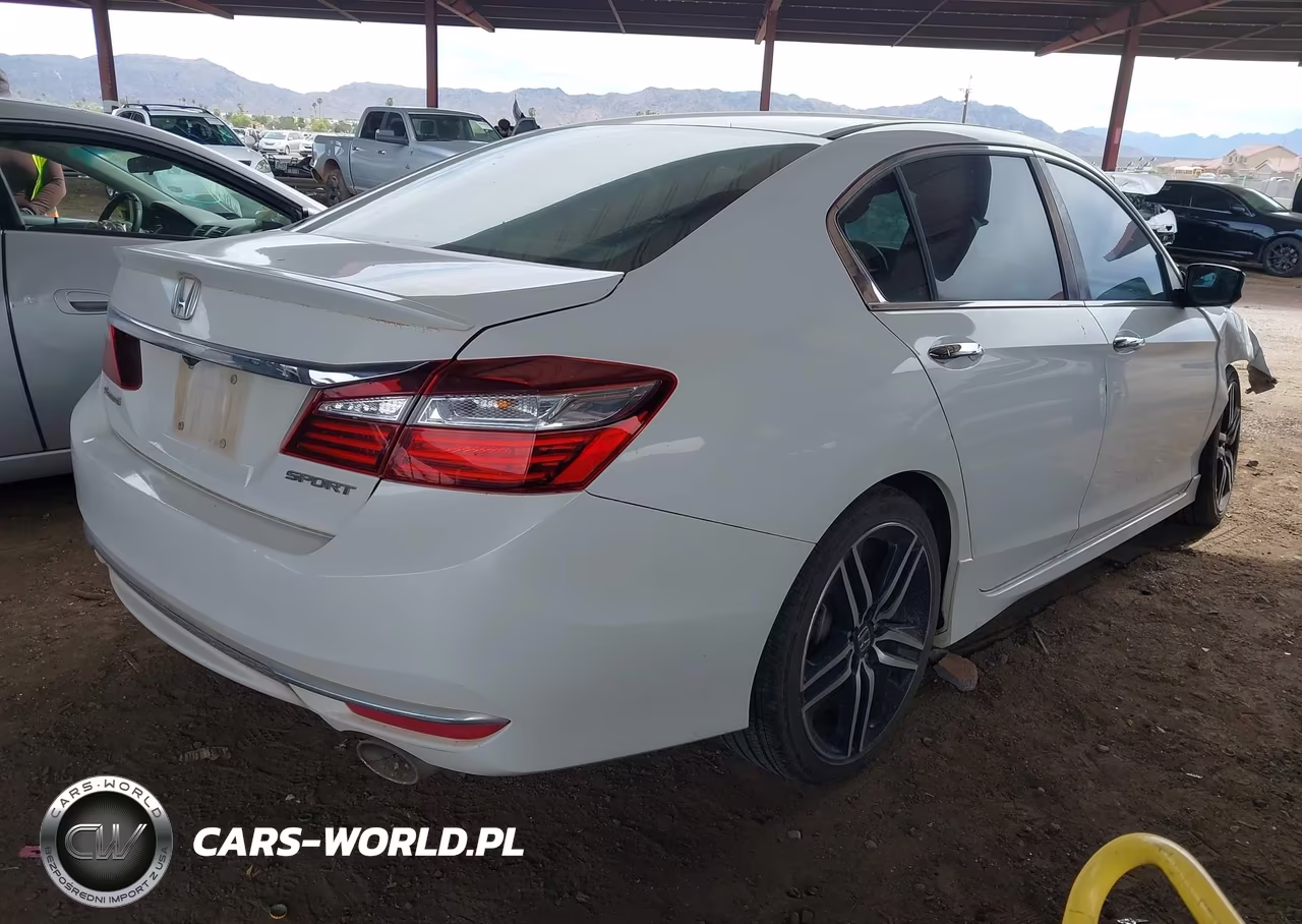 2016 Honda Accord Sport VIN:1HGCR2F5XGA167117 - 4