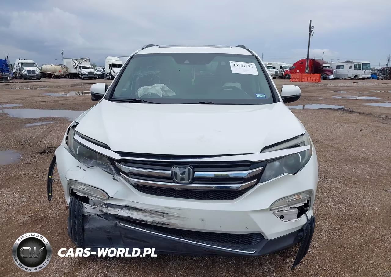 2017 Honda Pilot Touring VIN:5FNYF6H90HB006031 - 12