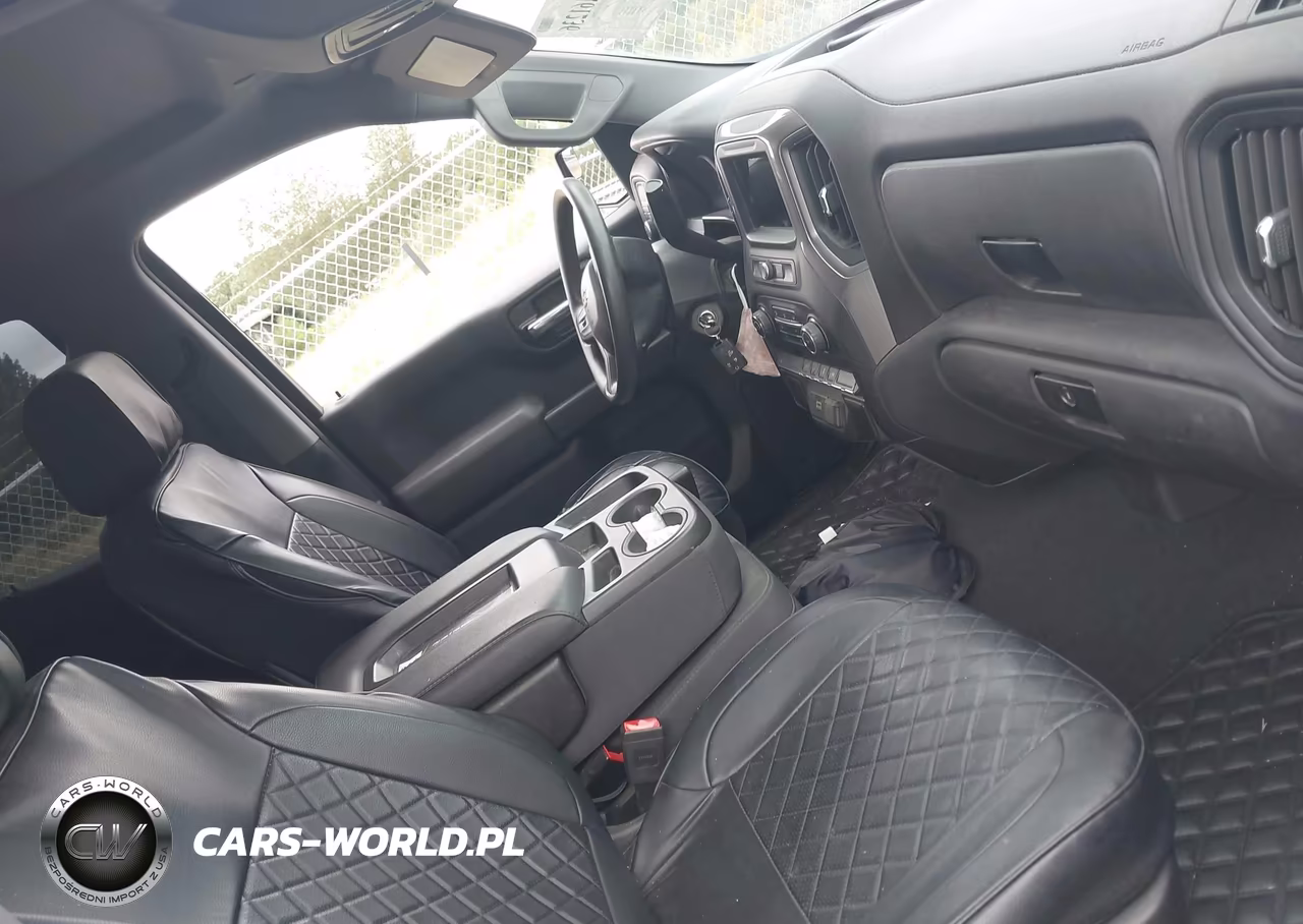 2019 Chevrolet Silverado 1500 Custom VIN:1GCRWBEH9KZ394872 - 5
