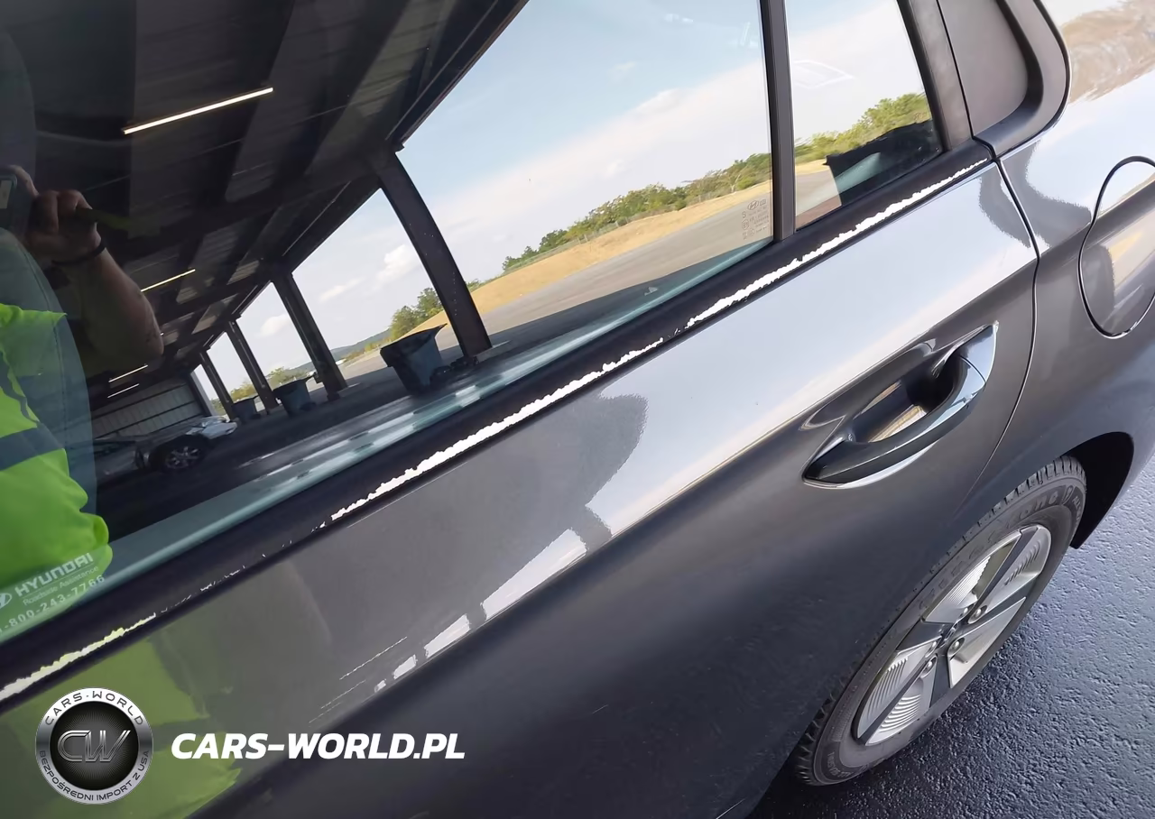 2020 Hyundai Ioniq Hybrid Blue VIN:KMHC65LC7LU218699 - 14