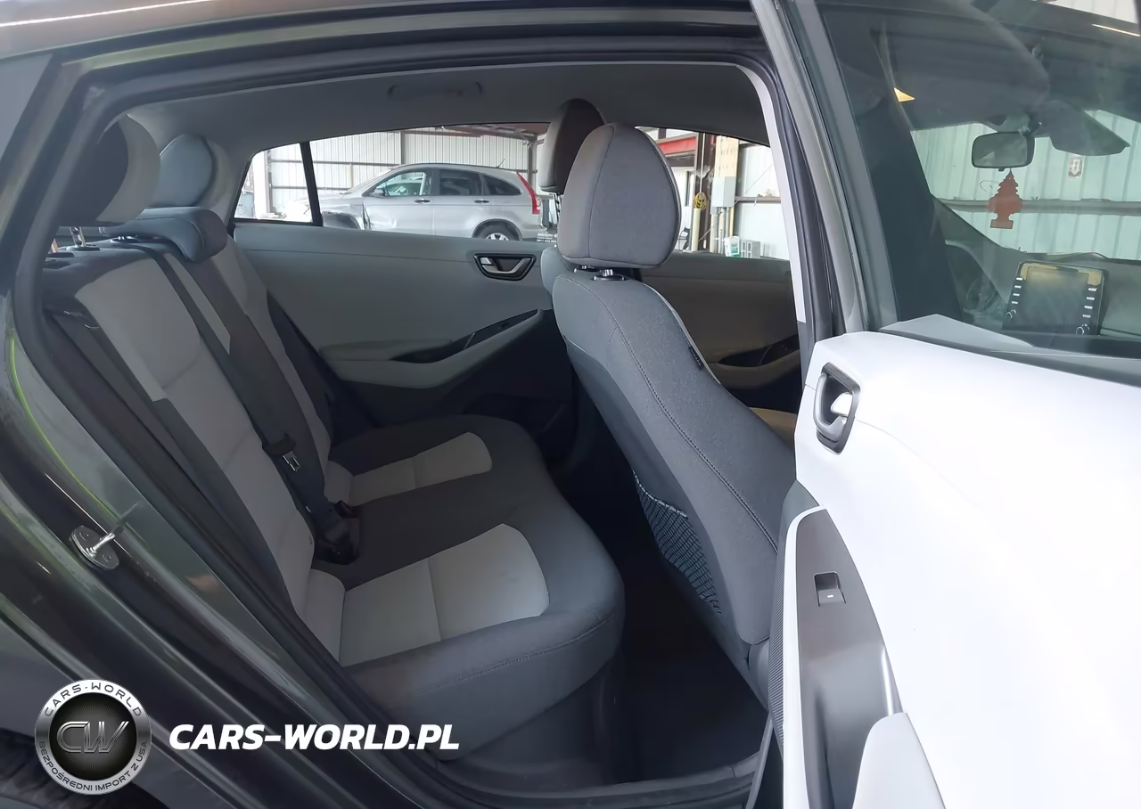 2020 Hyundai Ioniq Hybrid Blue VIN:KMHC65LC7LU218699 - 8