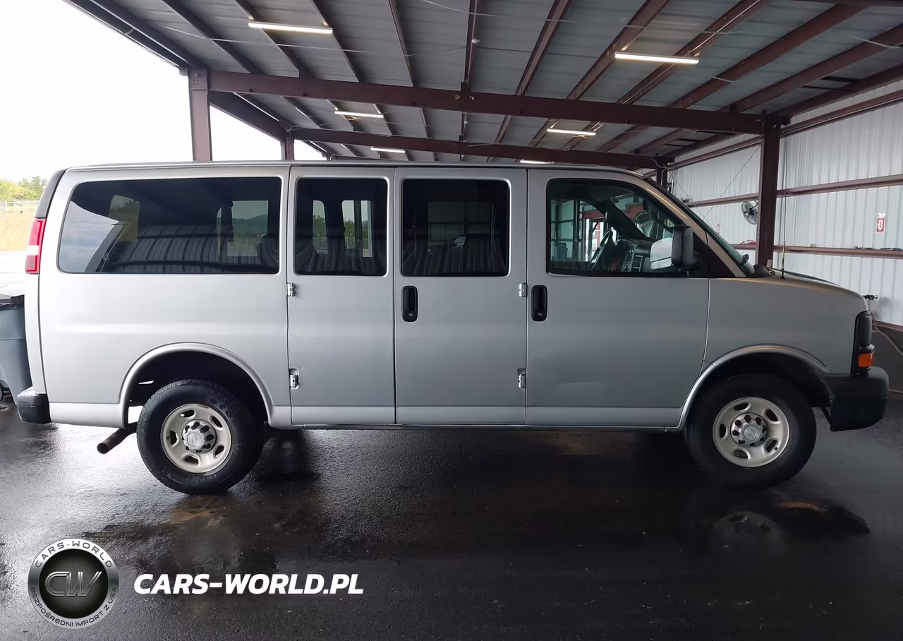 2017 Chevrolet Express 2500 Ls VIN:1GAWGEFG4H1267230 - 18