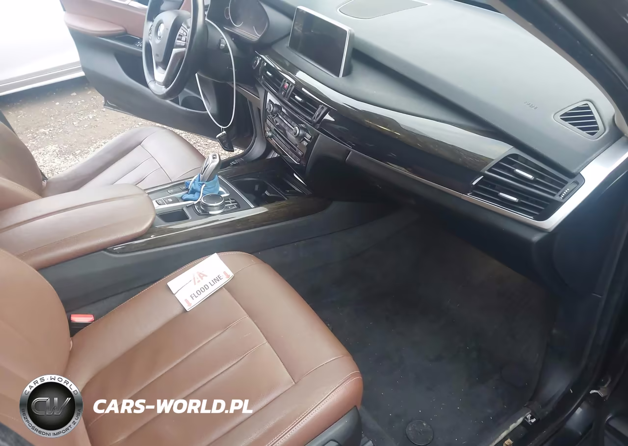 2018 BMW X5 xDrive35I VIN:5UXKR0C54J0X94376 - 5