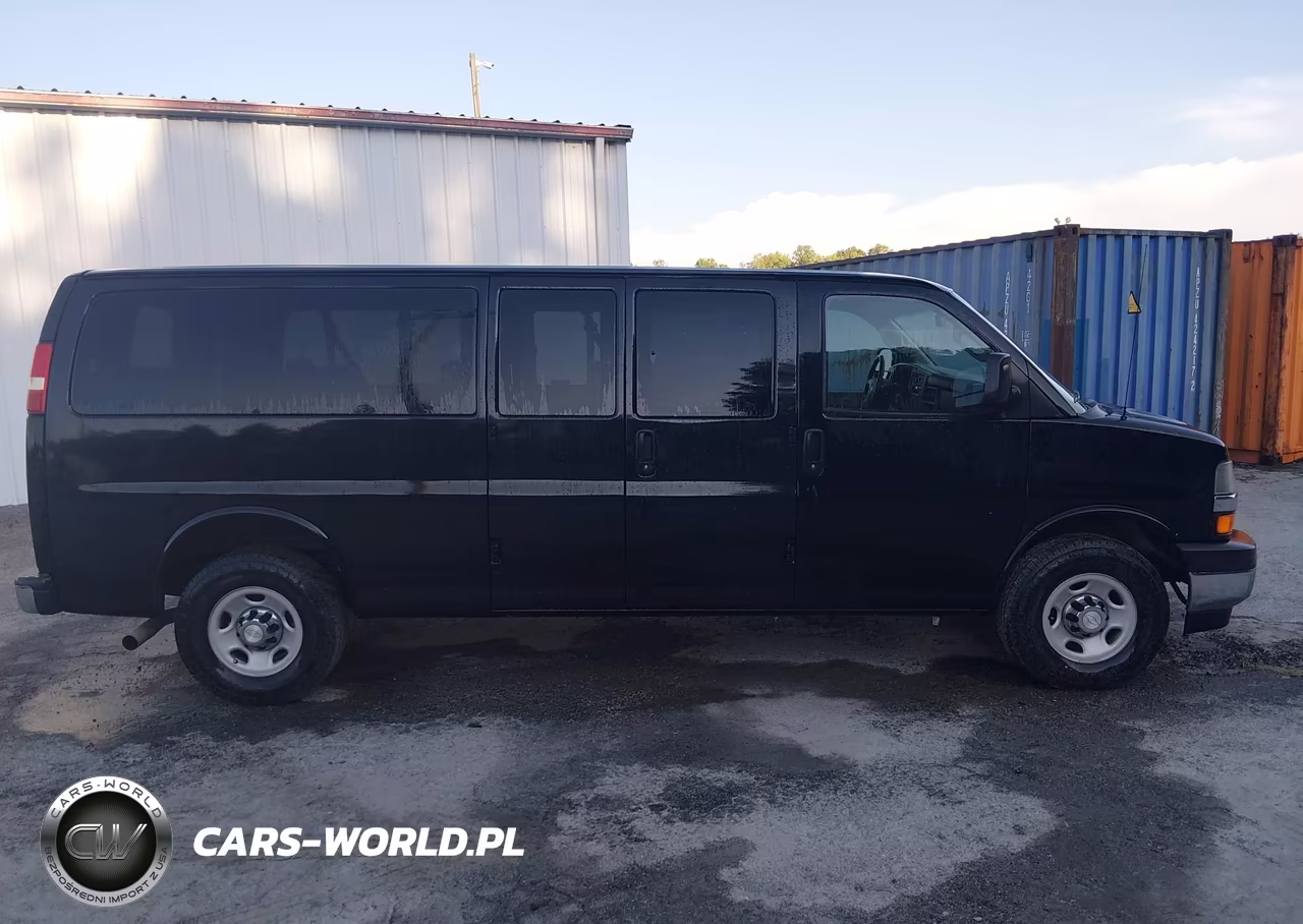 2017 Chevrolet Express 3500 Lt VIN:1GAZGPFG9H1265059 - 18