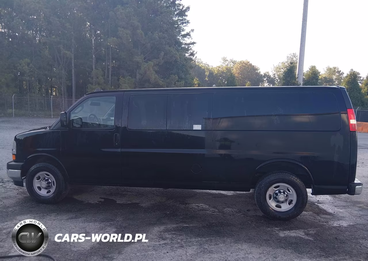 2017 Chevrolet Express 3500 Lt VIN:1GAZGPFG9H1265059 - 19