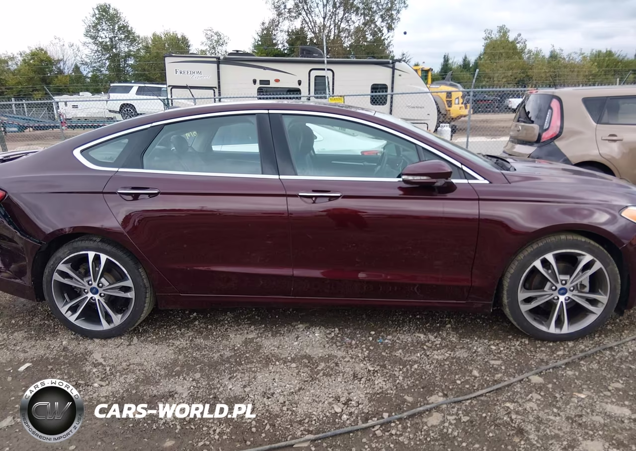 2017 Ford Fusion Titanium VIN:3FA6P0K97HR213336 - 13