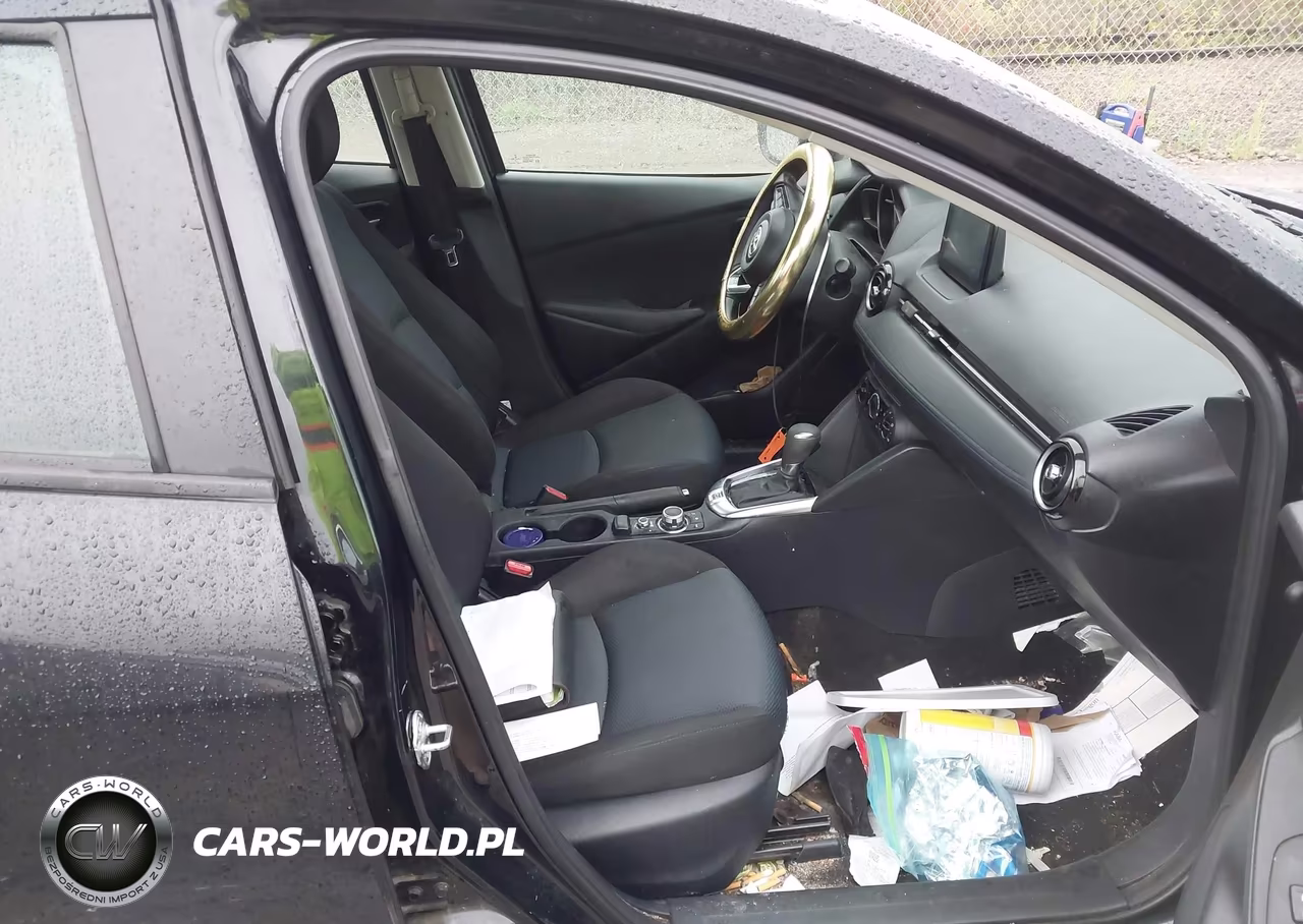 2019 Toyota Yaris Le VIN:3MYDLBYV2KY514219 - 5