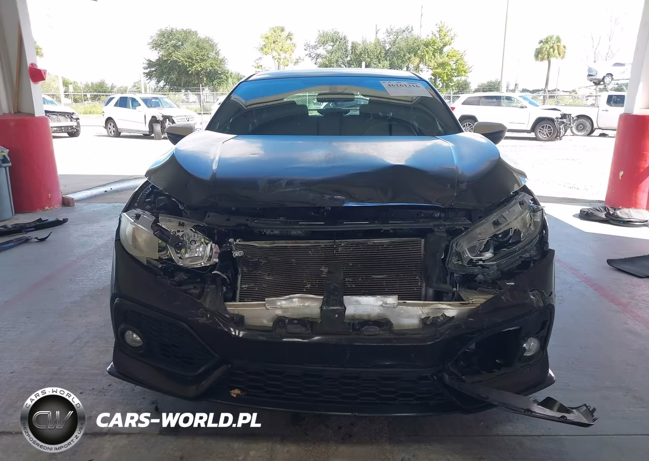 2018 Honda Civic Sport VIN:SHHFK7H40JU225234 - 13