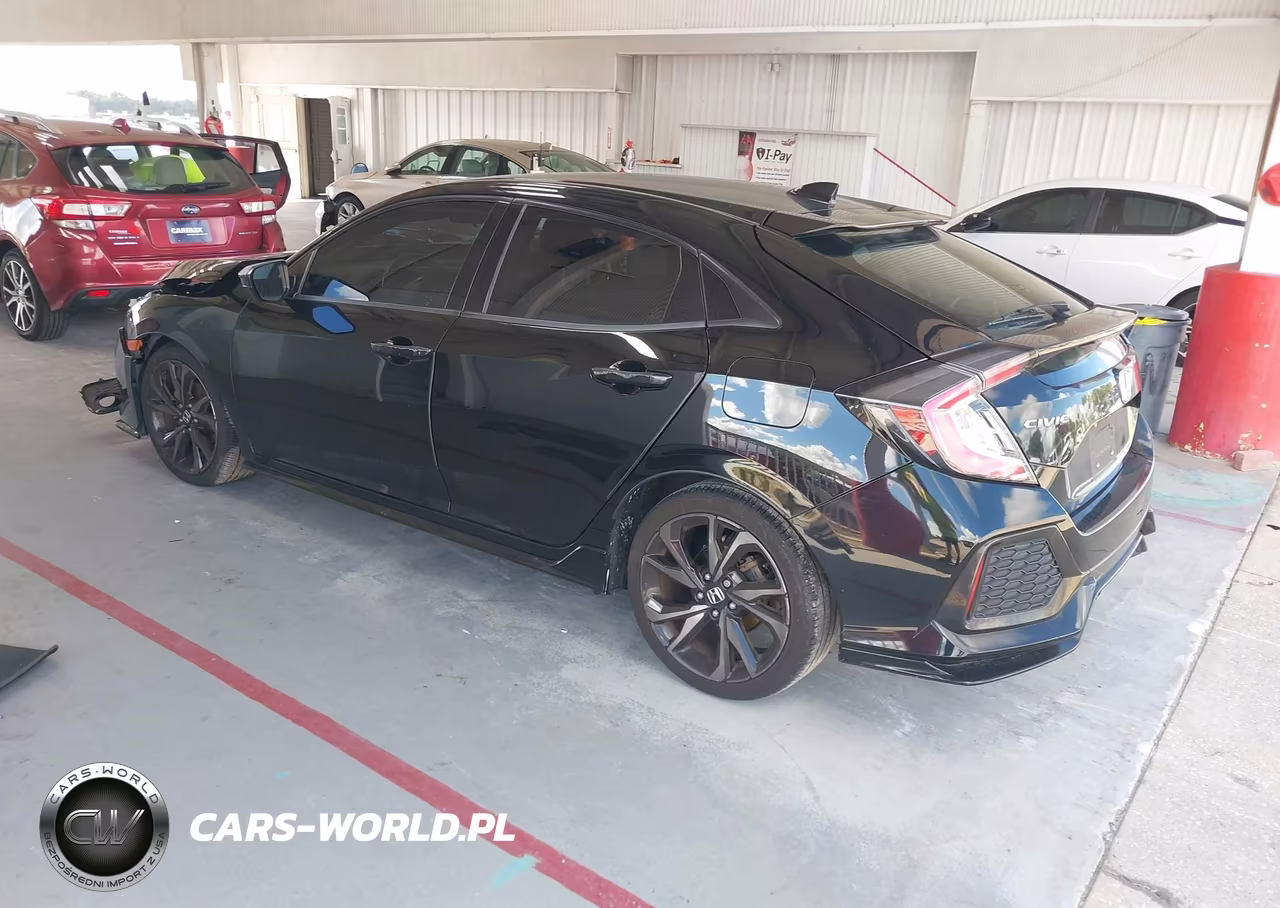 2018 Honda Civic Sport VIN:SHHFK7H40JU225234 - 3