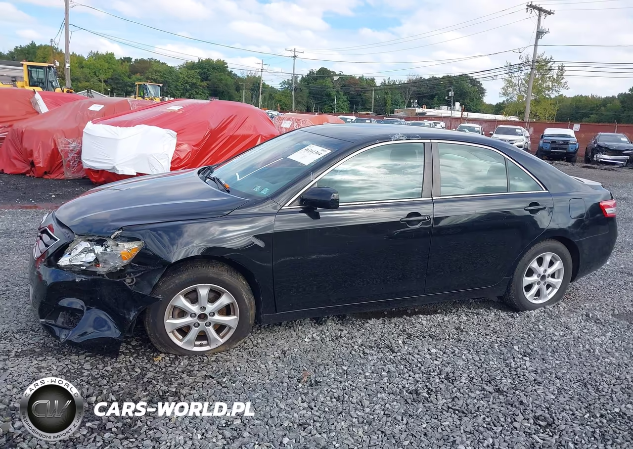 2011 Toyota Camry Le VIN:4T1BF3EKXBU186267 - 17