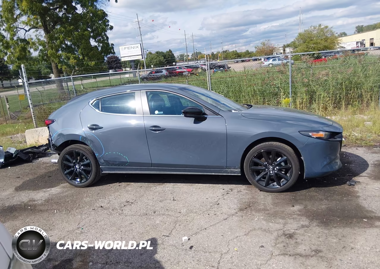 2026 Mazda Mazda3 2.5 S Carbon Edition VIN:JM1BPBLL5T1867396 - 14