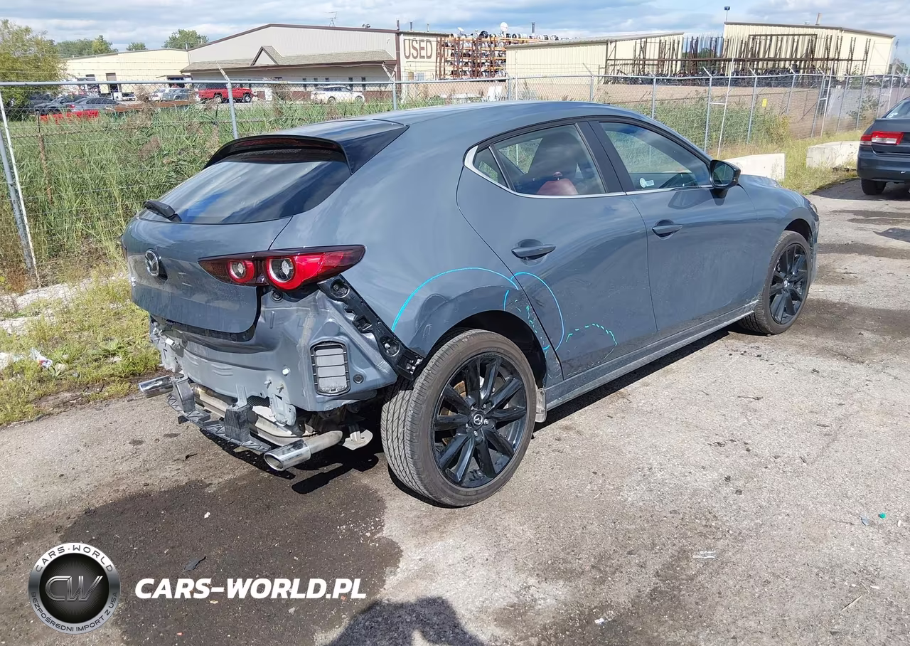 2026 Mazda Mazda3 2.5 S Carbon Edition VIN:JM1BPBLL5T1867396 - 4