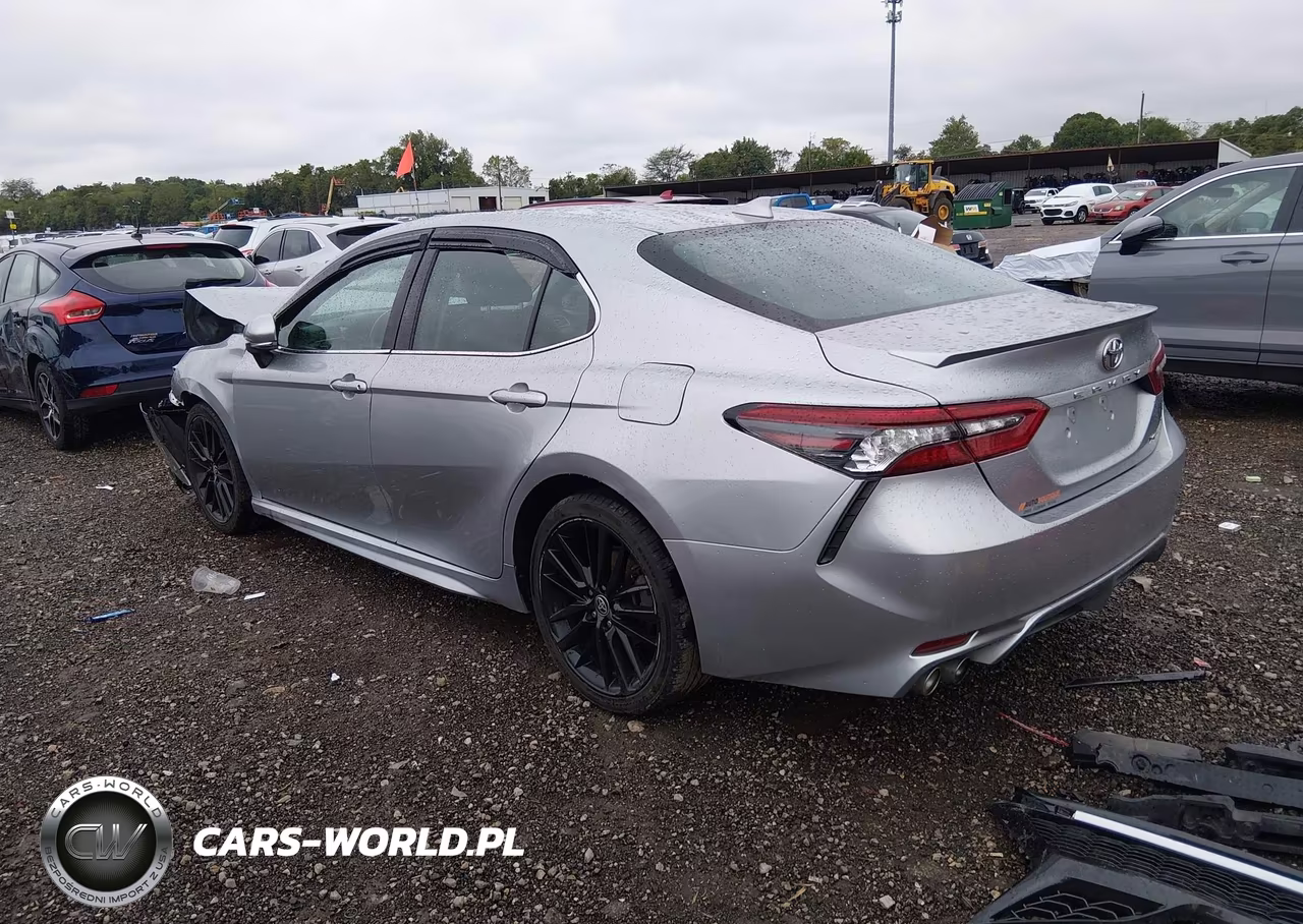 2021 Toyota Camry Xse VIN:4T1K61AK0MU610603 - 3