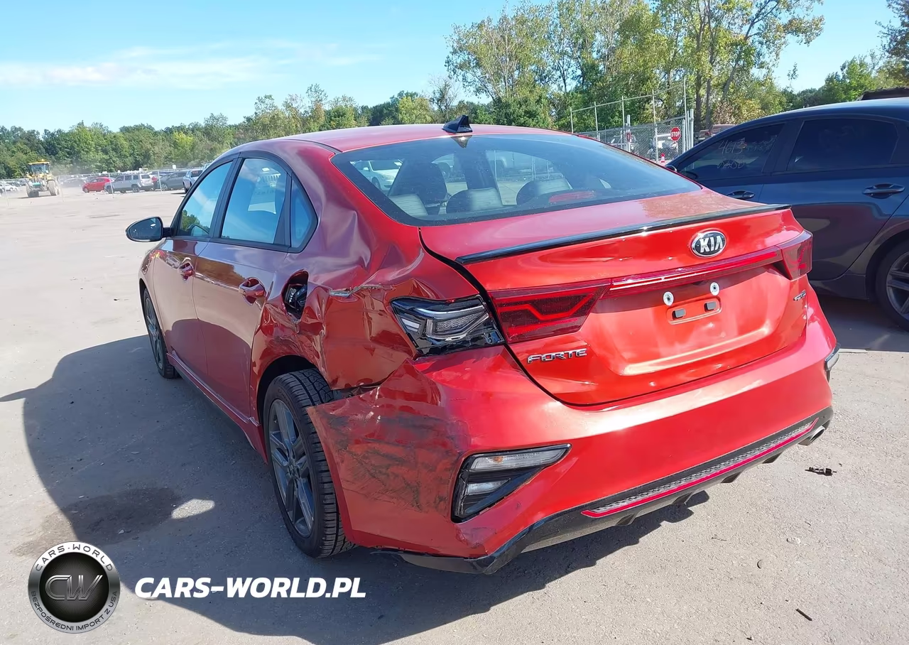 2021 Kia Forte Gt-Line VIN:3KPF34AD5ME403656 - 3