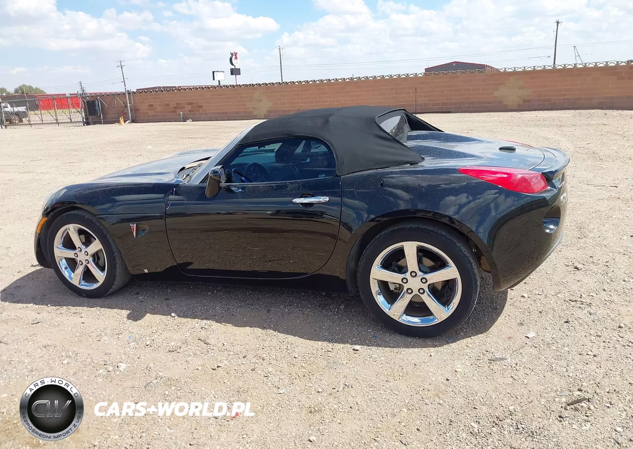 2008 Pontiac Solstice VIN:1G2MB35B18Y102805 - 15