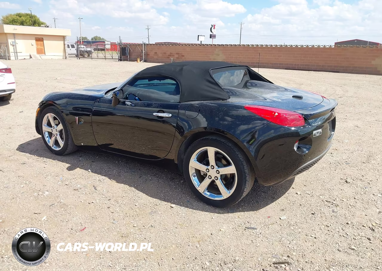 2008 Pontiac Solstice VIN:1G2MB35B18Y102805 - 3