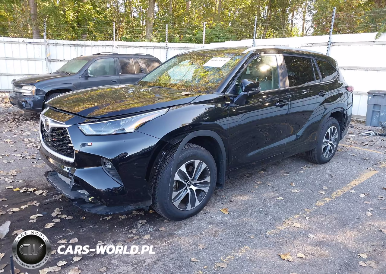 2023 Toyota Highlander Xle VIN:5TDKDRBH9PS511086 - 2