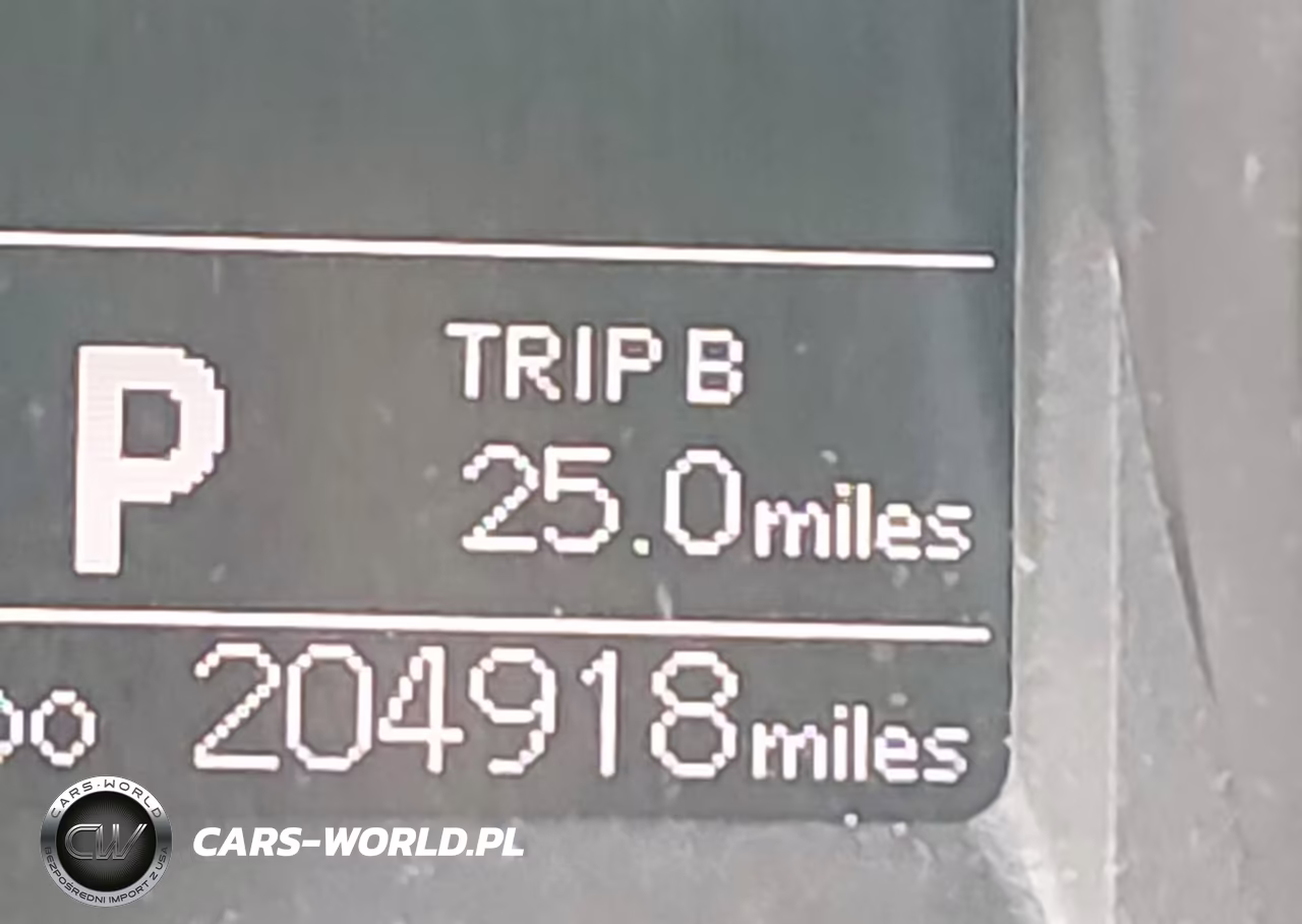 2015 Toyota Corolla S Plus VIN:5YFBURHE8FP343901 - 15
