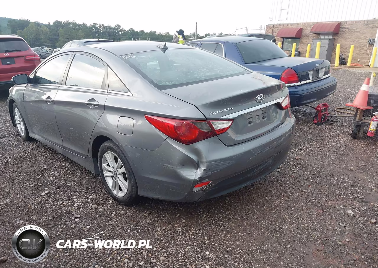 2014 Hyundai Sonata Gls VIN:5NPEB4AC9EH942929 - 3