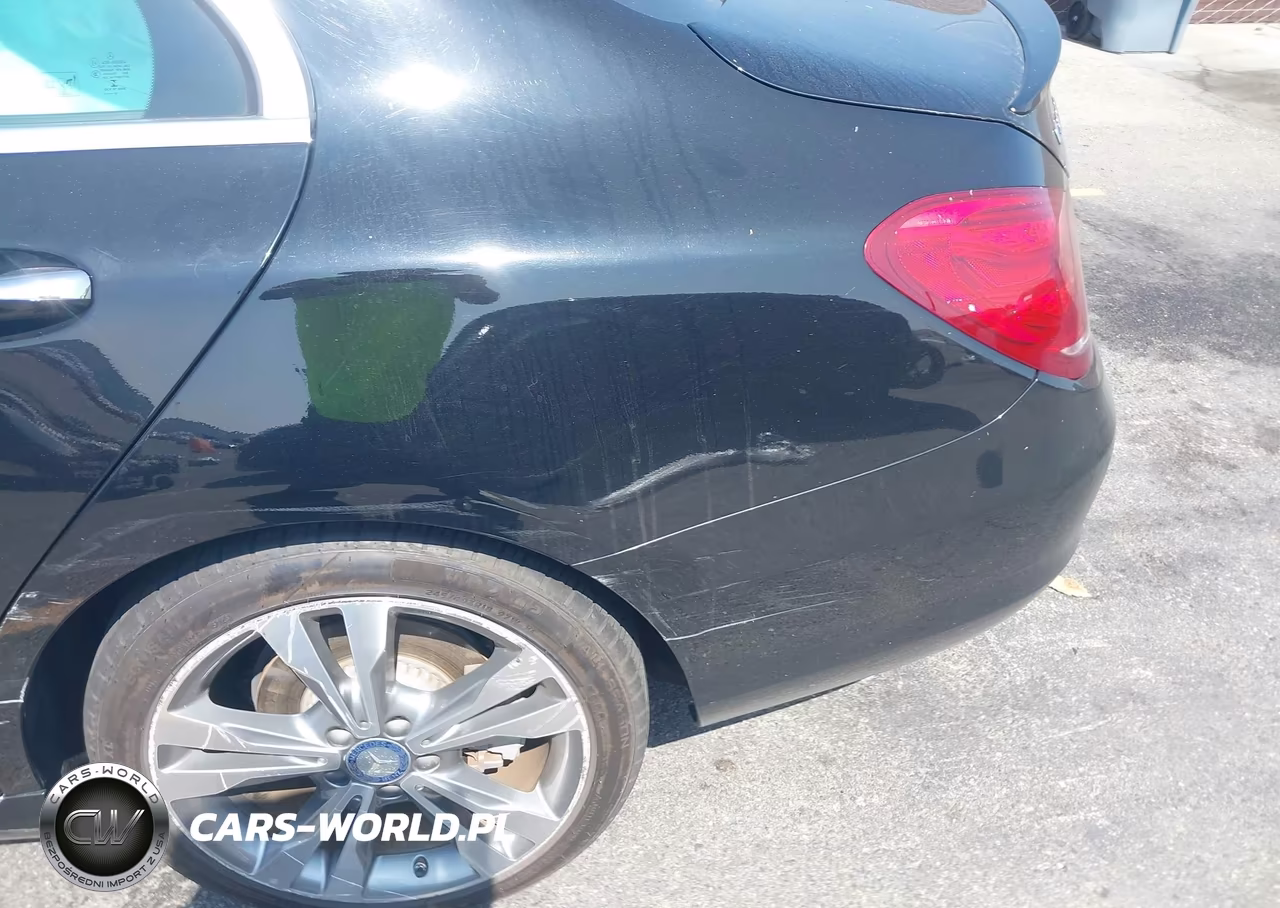2015 Mercedes-Benz C 300 VIN:55SWF4JB1FU064573 - 19
