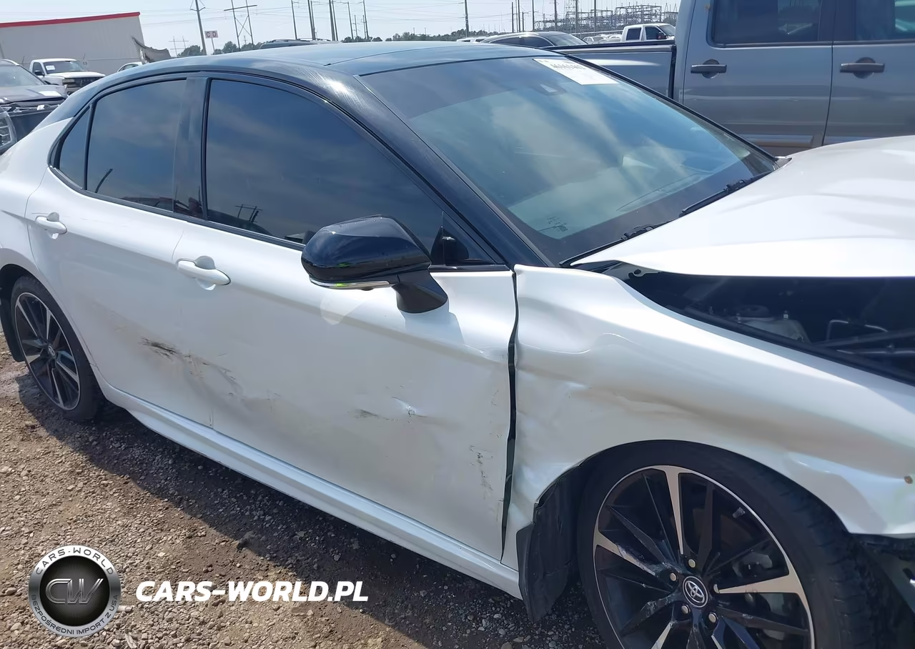2019 Toyota Camry Xse V6 VIN:4T1BZ1HK0KU024140 - 17