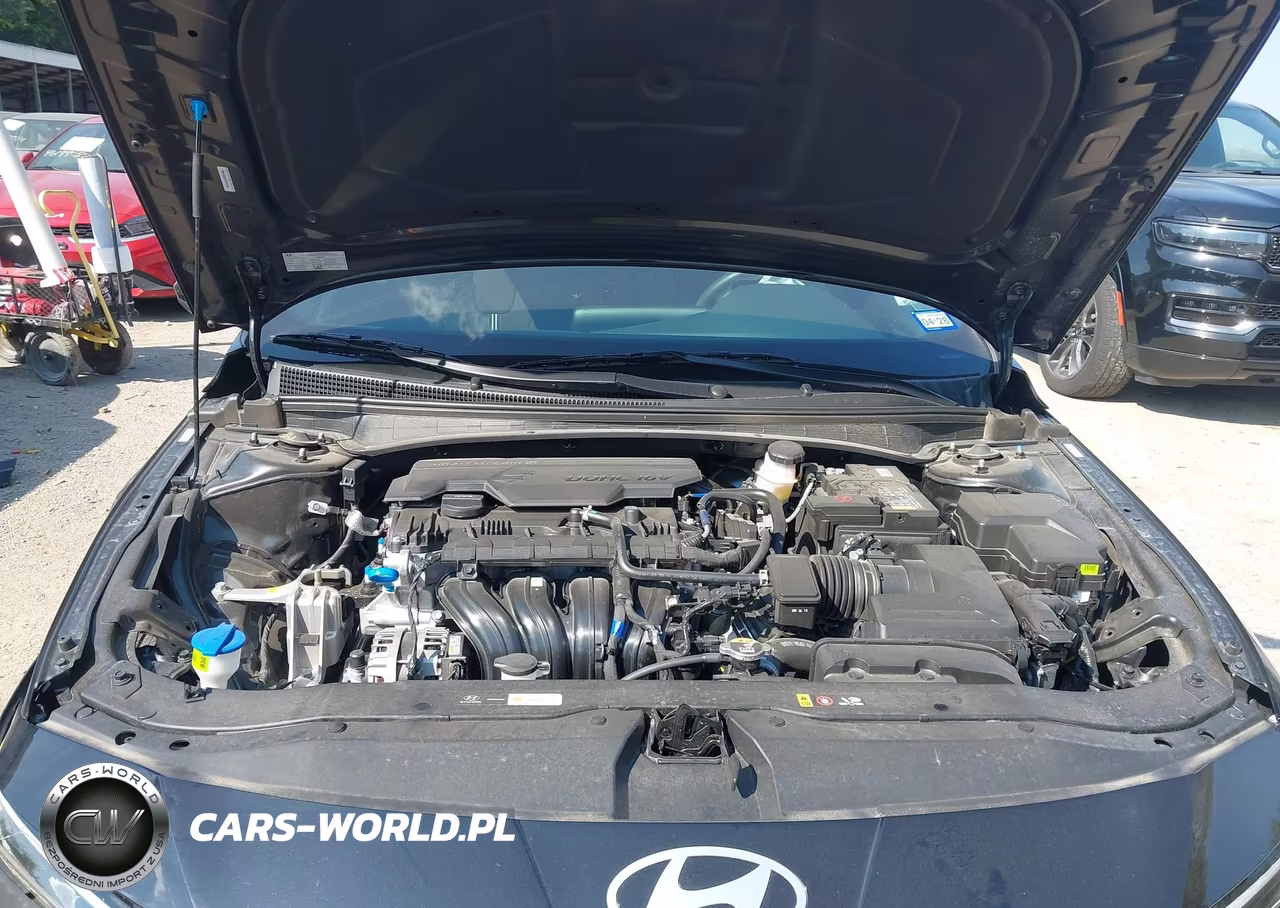 2026 Hyundai Elantra Sel Sport VIN:KMHLM4DG9TU237479 - 10
