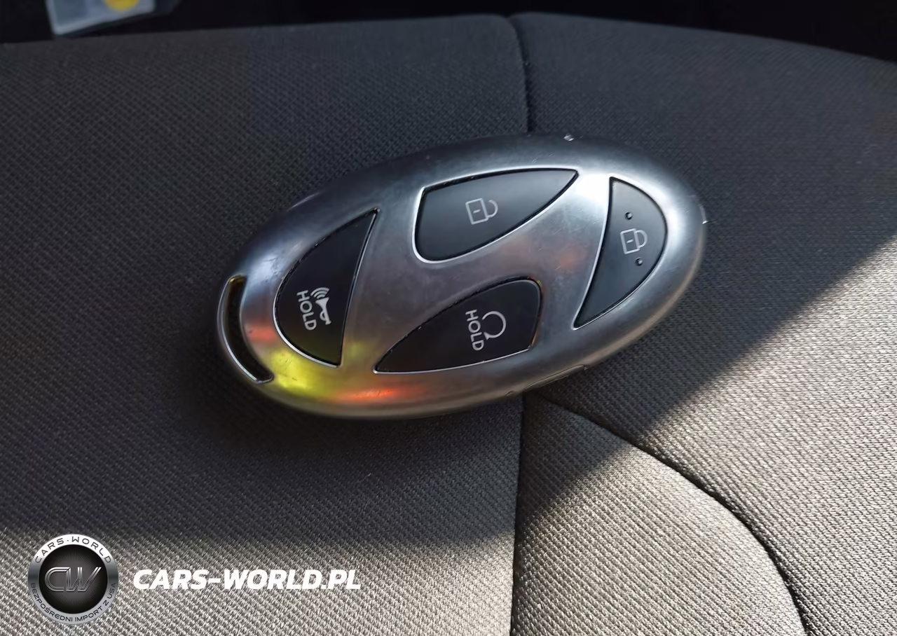 2026 Hyundai Elantra Sel Sport VIN:KMHLM4DG9TU237479 - 11