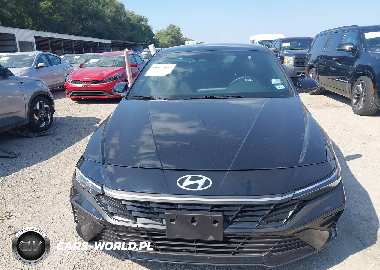 2026 Hyundai Elantra Sel Sport VIN:KMHLM4DG9TU237479 - 12