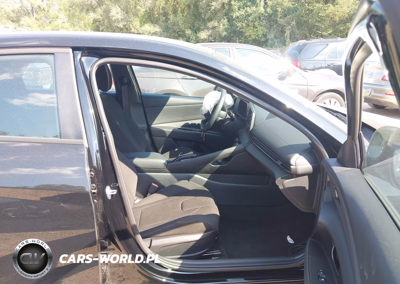 2026 Hyundai Elantra Sel Sport VIN:KMHLM4DG9TU237479 - 5