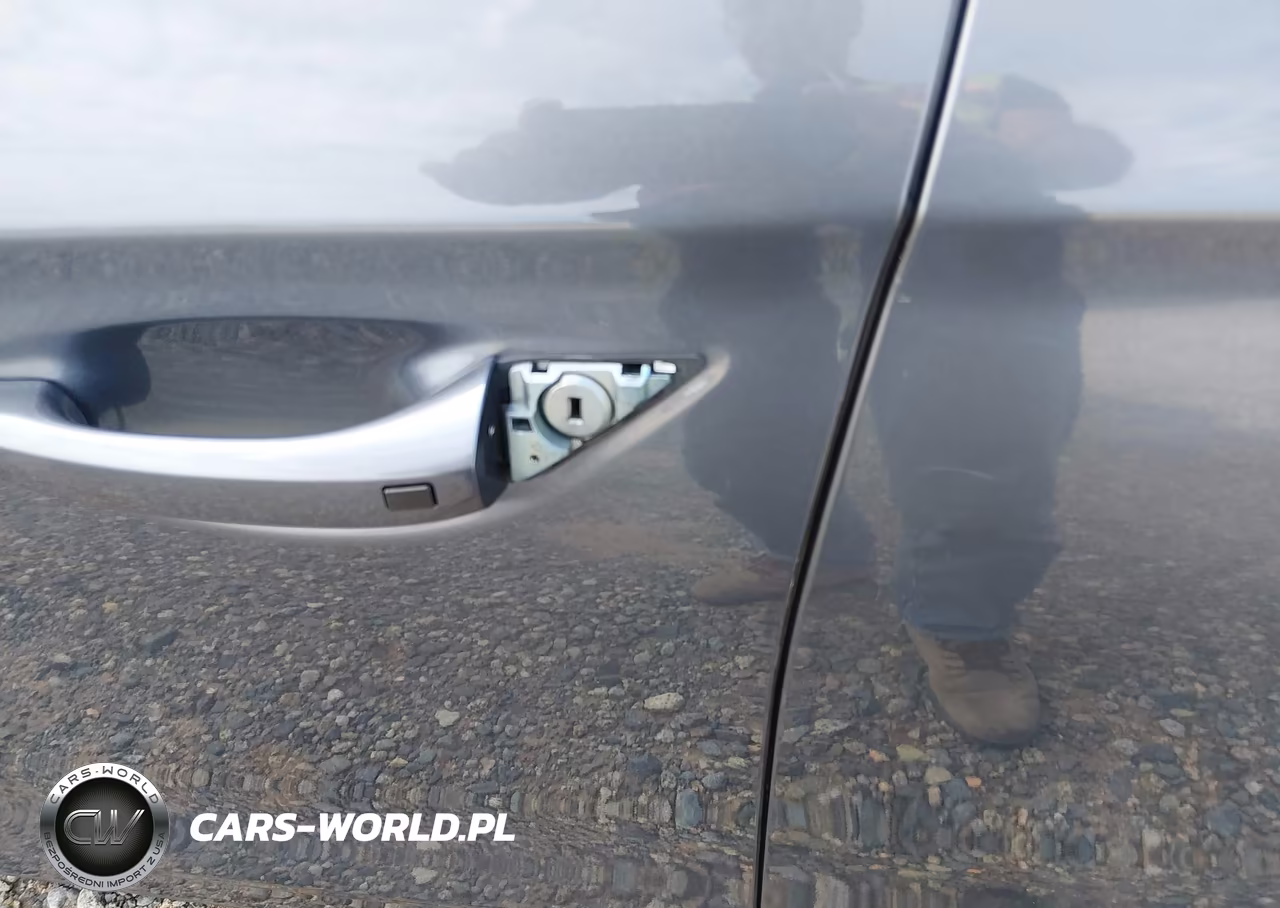 2019 Hyundai Ioniq Hybrid Blue VIN:KMHC65LC3KU155714 - 12
