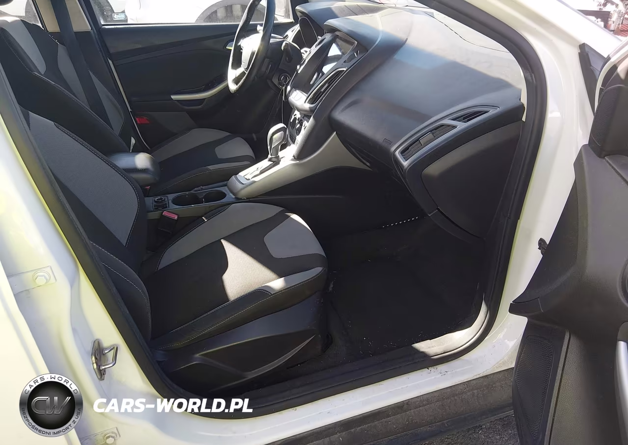 2012 Ford Focus Se VIN:1FAHP3K20CL347867 - 5