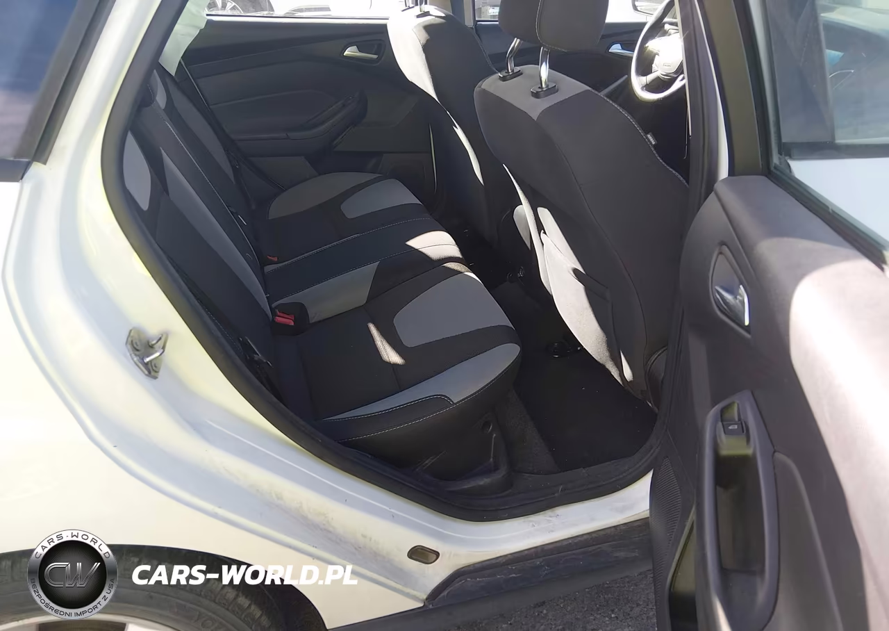 2012 Ford Focus Se VIN:1FAHP3K20CL347867 - 8
