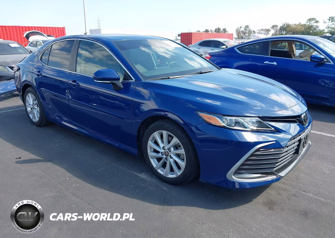2023 Toyota Camry Le