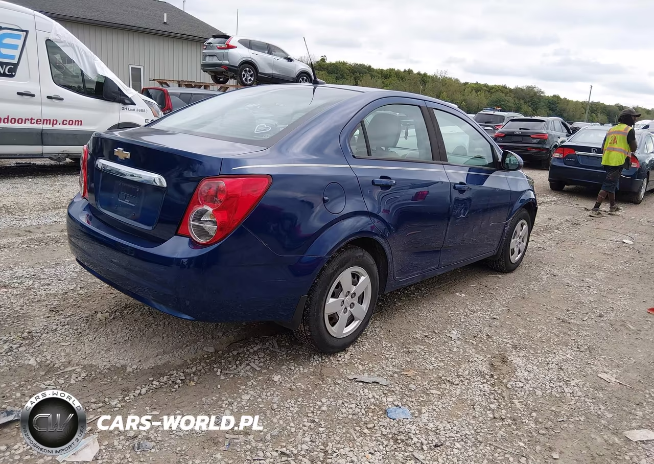 2013 Chevrolet Sonic Ls Auto VIN:1G1JA5SH0D4109857 - 4