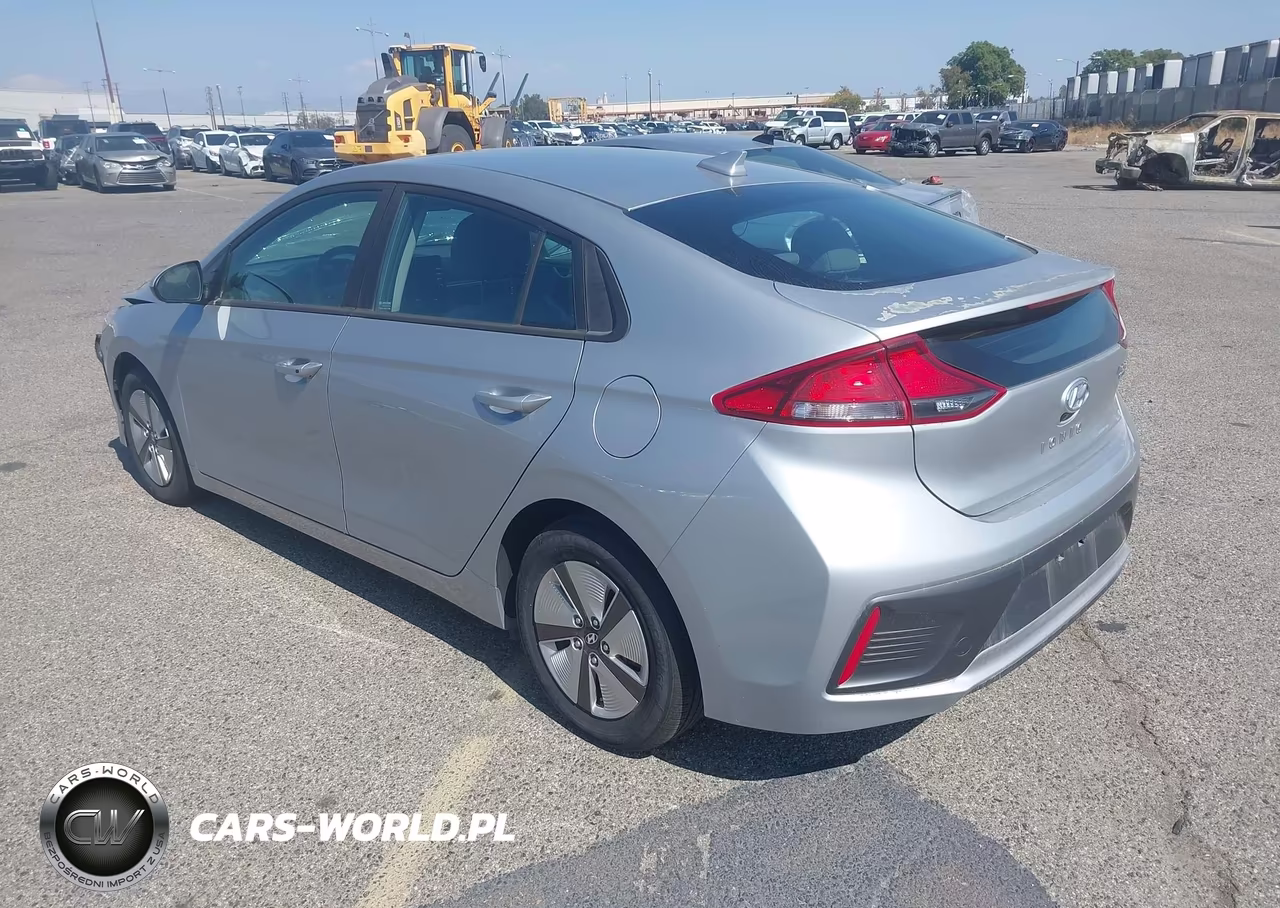 2021 Hyundai Ioniq Hybrid Blue VIN:KMHC65LC1MU247469 - 3