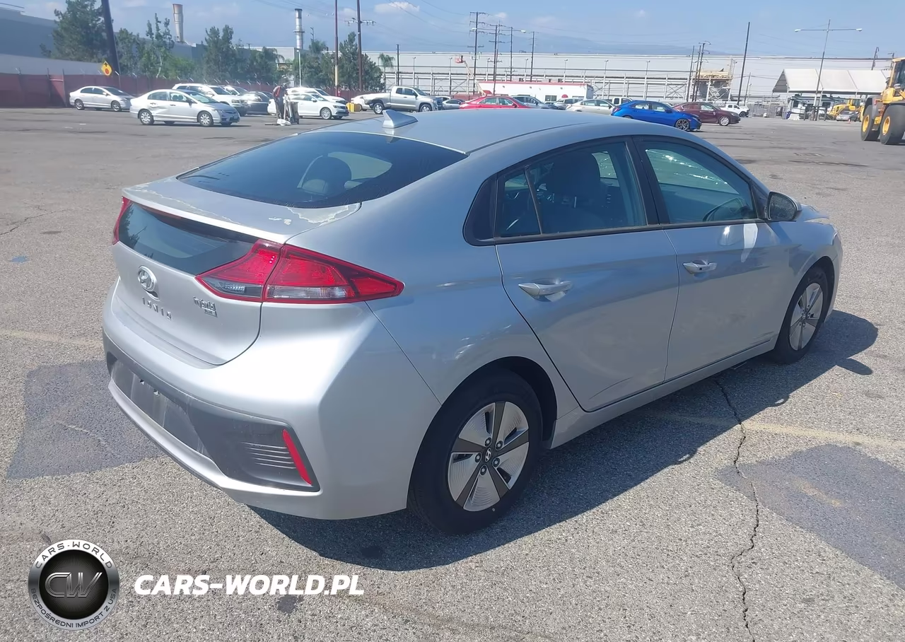 2021 Hyundai Ioniq Hybrid Blue VIN:KMHC65LC1MU247469 - 4