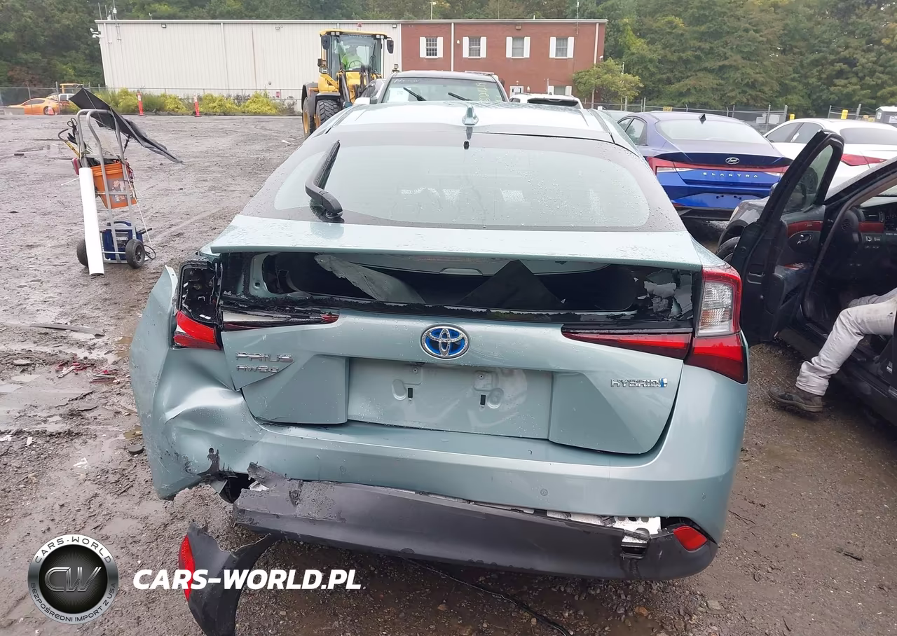 2019 Toyota Prius Le VIN:JTDL9RFU7K3000497 - 16