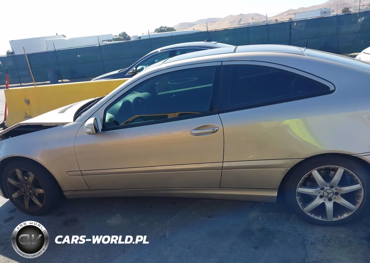 2005 Mercedes-Benz C 230 Kompressor Sport VIN:WDBRN40J65A668071 - 14