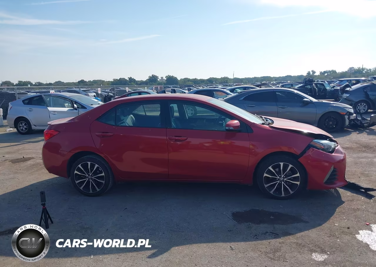 2017 Toyota Corolla Se VIN:5YFBURHE8HP684136 - 13