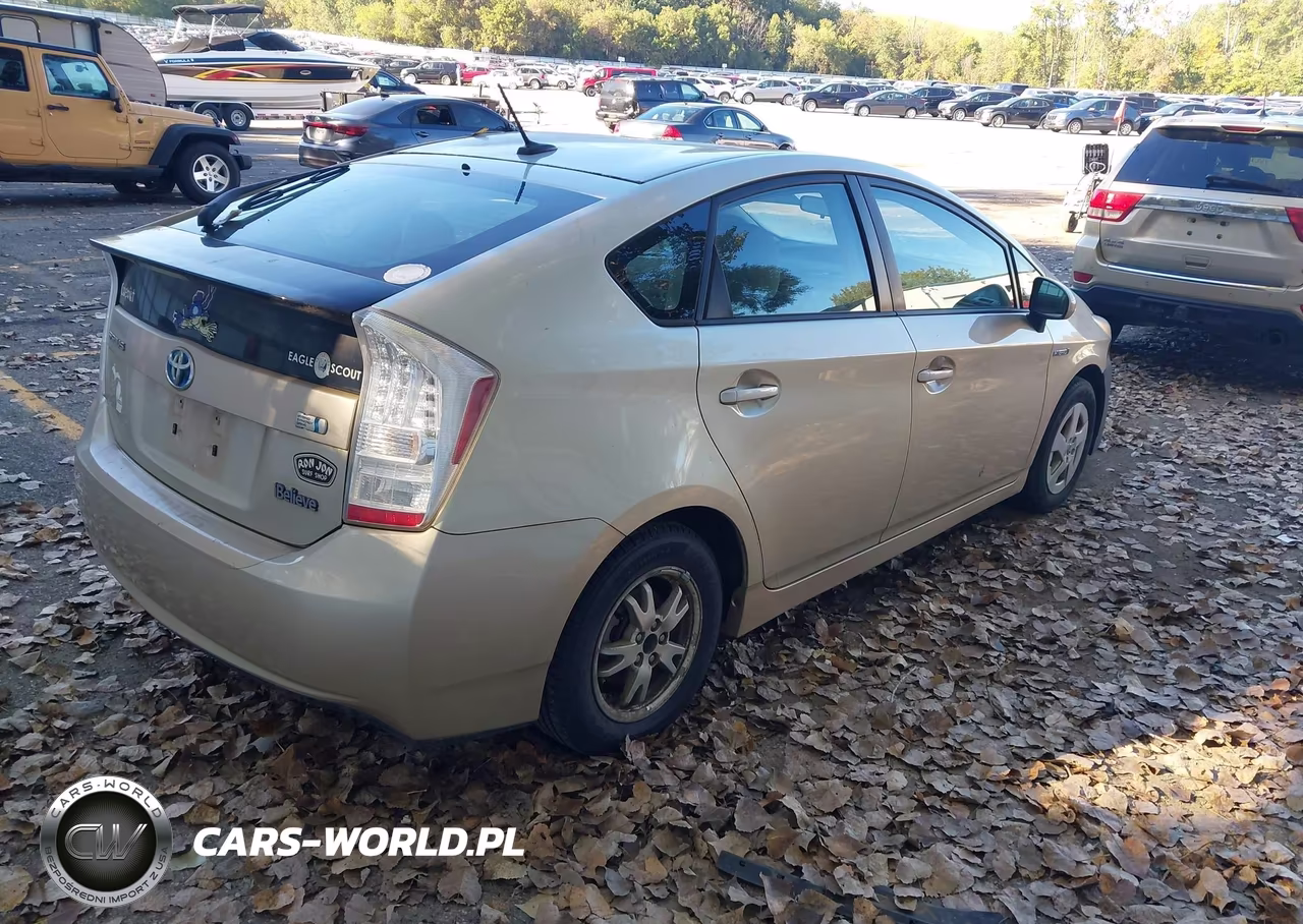 2010 Toyota Prius Iii VIN:JTDKN3DU9A0033931 - 4