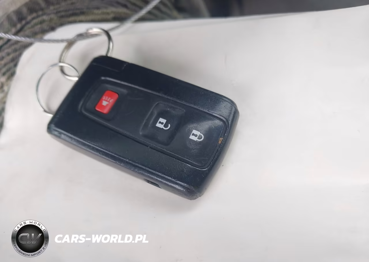 2008 Toyota Prius VIN:JTDKB20U483378396 - 11