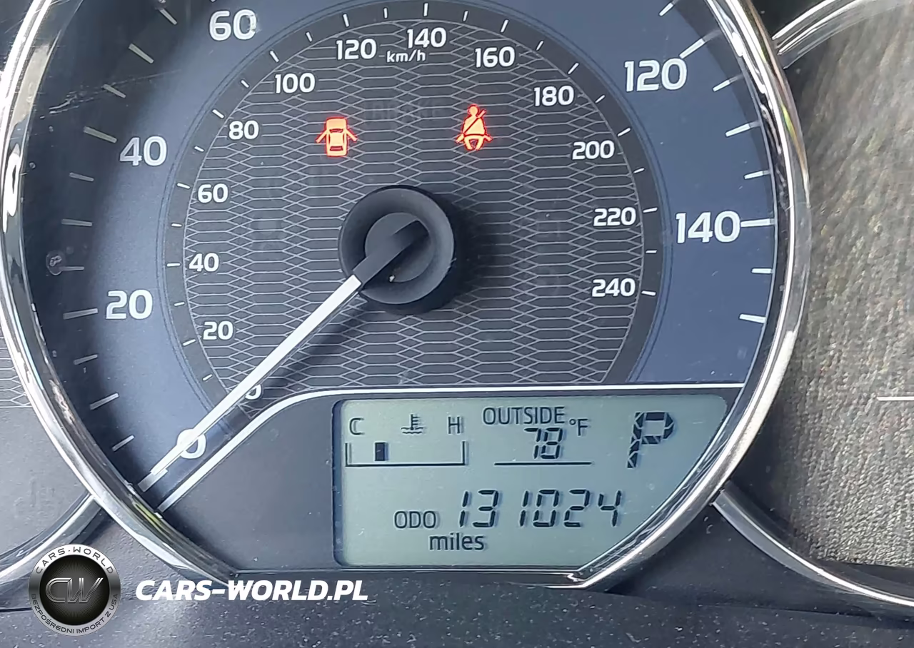 2015 Toyota Corolla L VIN:5YFBURHE4FP189624 - 7
