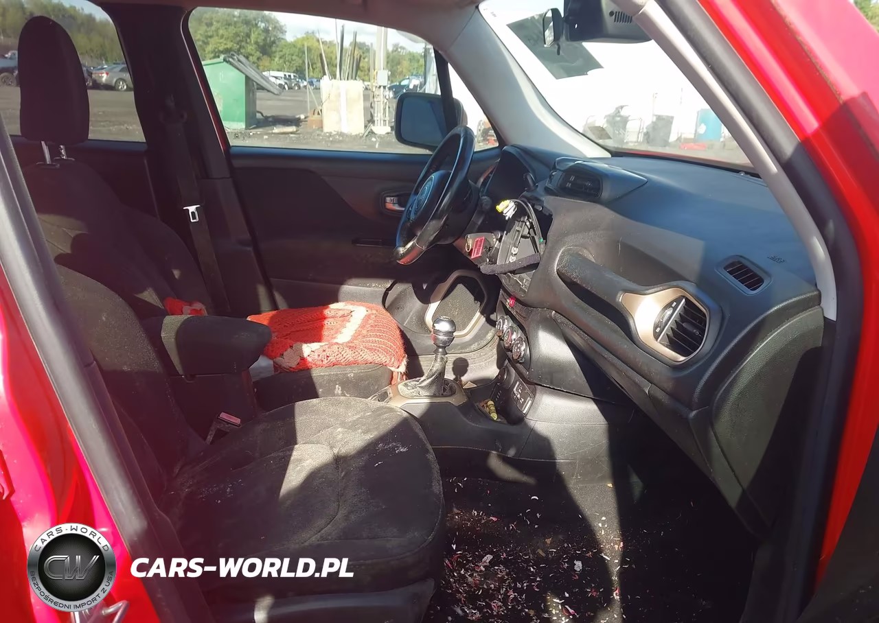 2015 Jeep Renegade Latitude VIN:ZACCJBBH0FPB68205 - 5